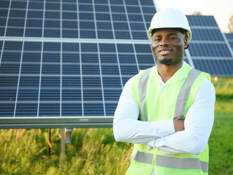 photovoltaic-green-energy-technology-worker-at-solar-panel-plant.jpg photovoltaic-green-energy-technology-worker-at-solar-panel-plant.jpg